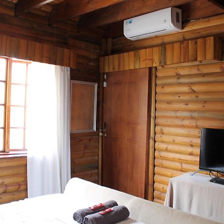 Ndlovu Log Home Dinokeng Klipdrift Ngoại thất bức ảnh