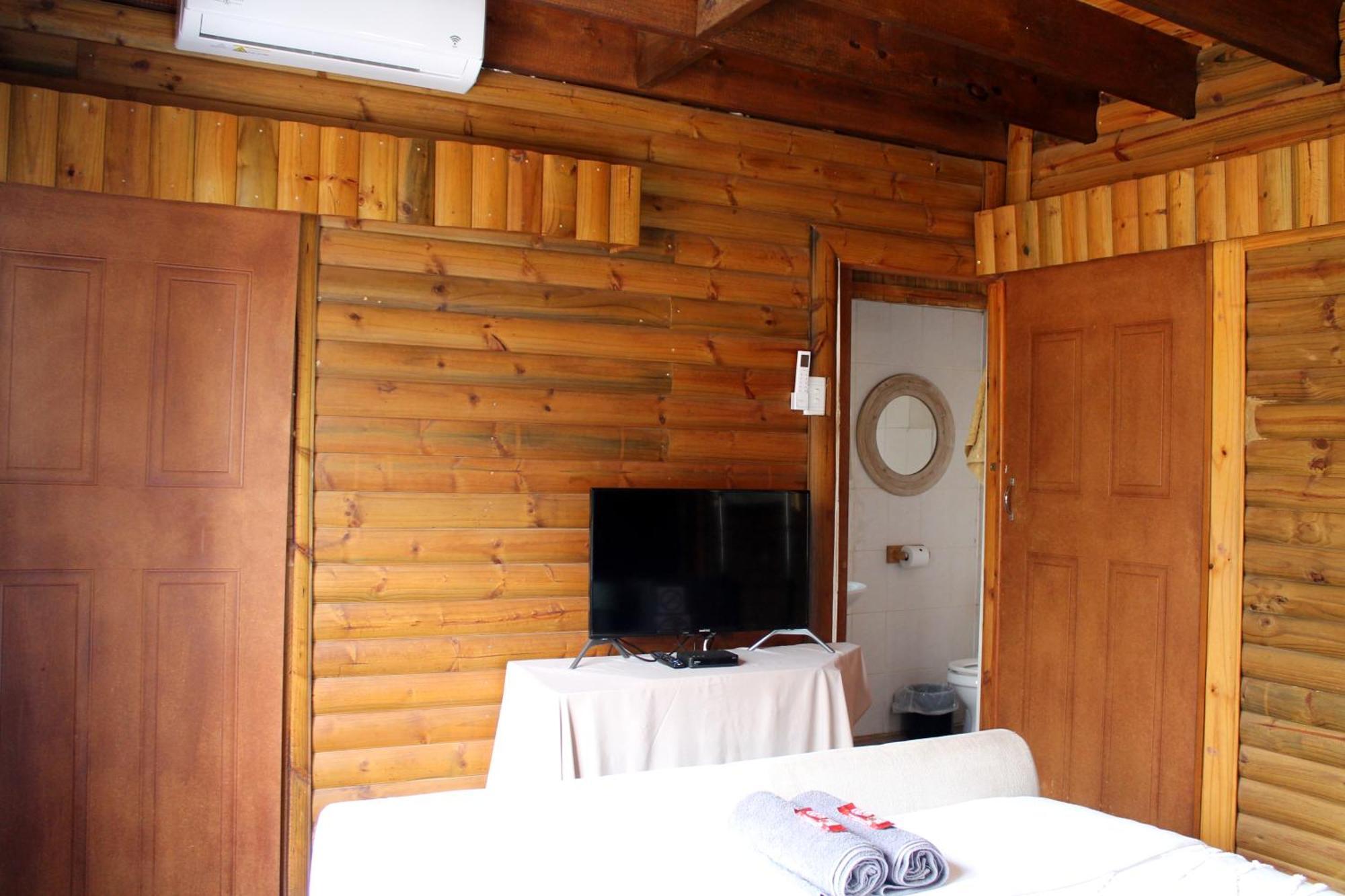 Ndlovu Log Home Dinokeng Klipdrift Ngoại thất bức ảnh